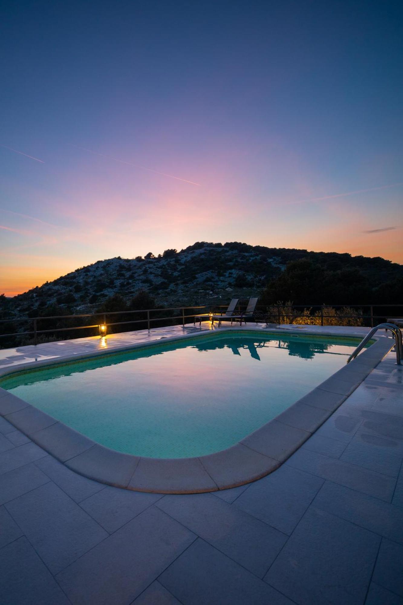 Holiday Home Svemir 드라게 외부 사진